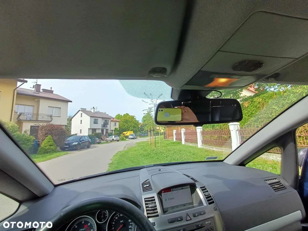 Opel Zafira 1.9 CDTI Sport ActiveSelect - 11