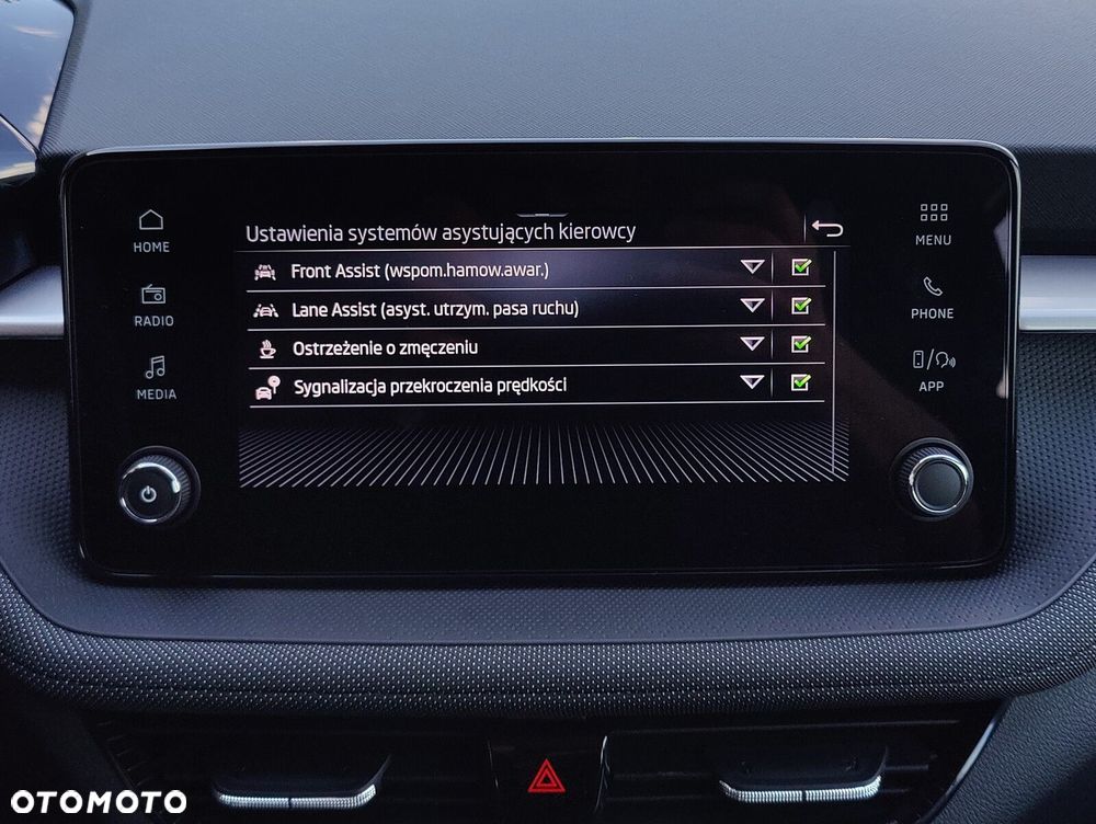 Skoda Fabia 1.0 TSI Drive - 22