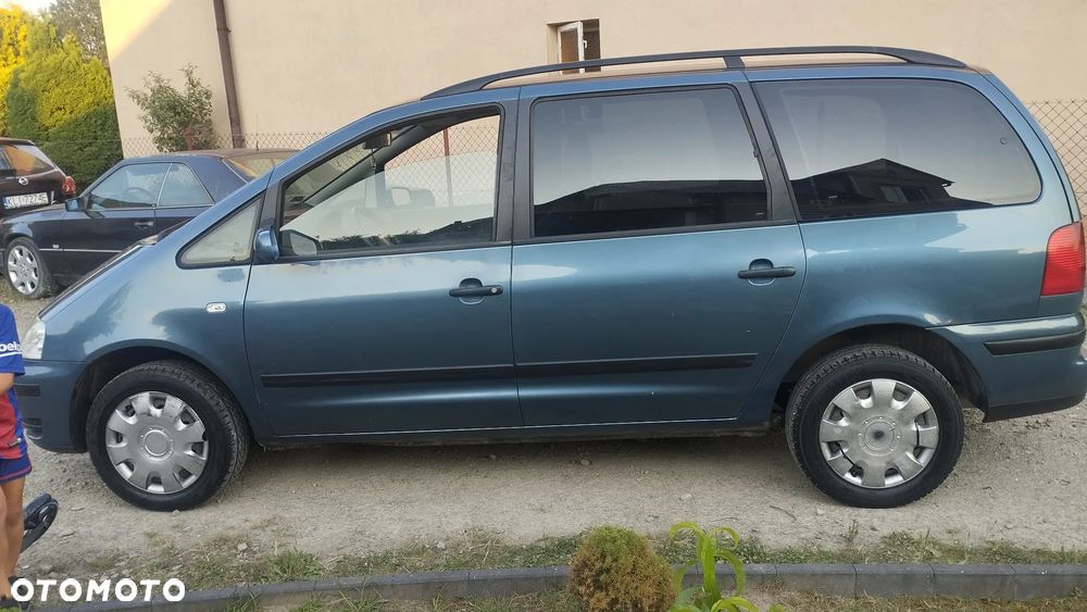 Volkswagen Sharan 1.9 TDI Special - 4