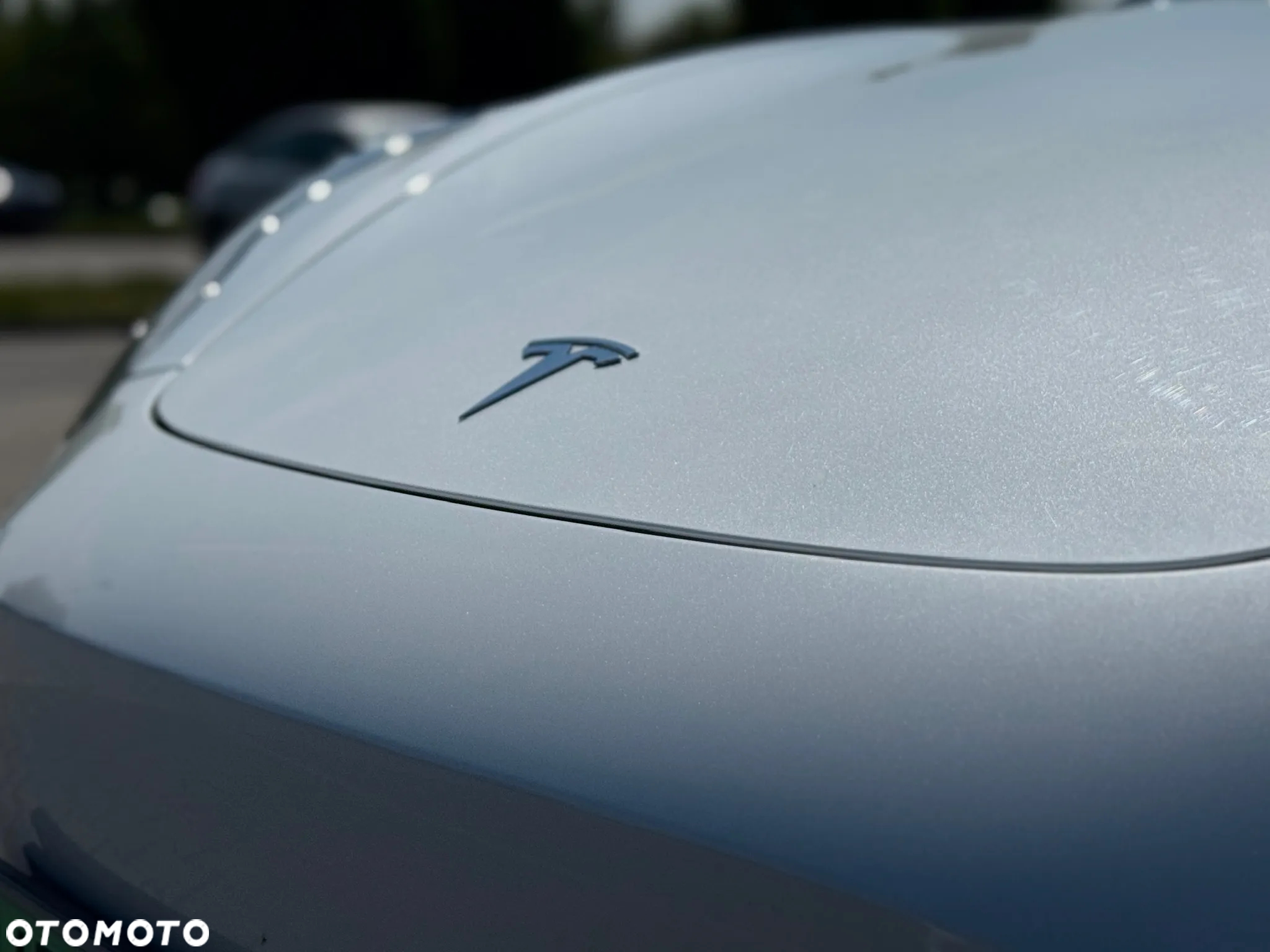 Tesla Model 3 - 4