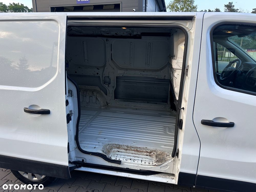 Renault Trafic - 9