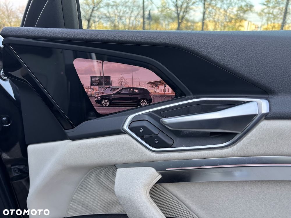 Audi e-tron 55 Quattro - 13