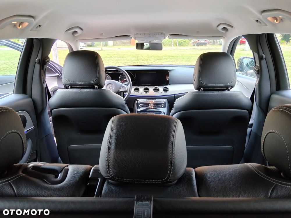 Mercedes-Benz Klasa E 200 9G-TRONIC Avantgarde - 29