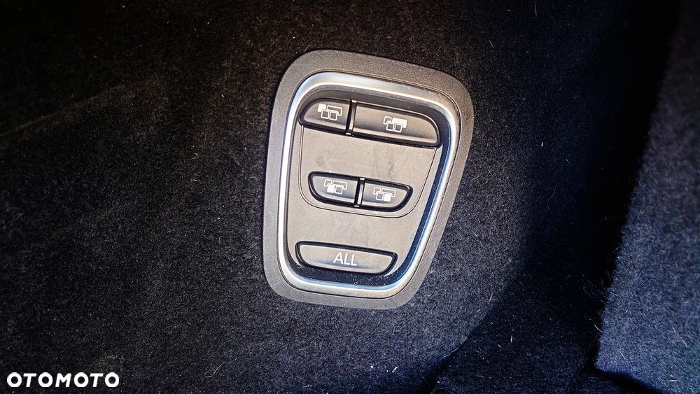 Renault Scenic ENERGY TCe 115 EXPERIENCE - 18