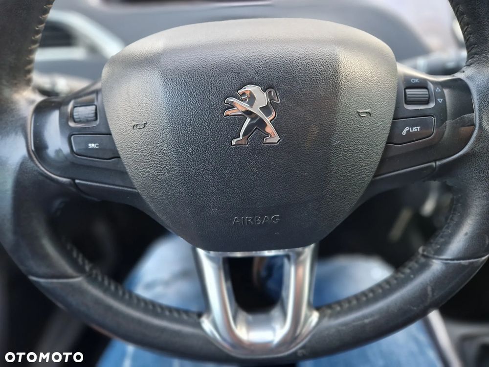Peugeot 2008 e-HDi FAP 92 STOP & START Allure - 12