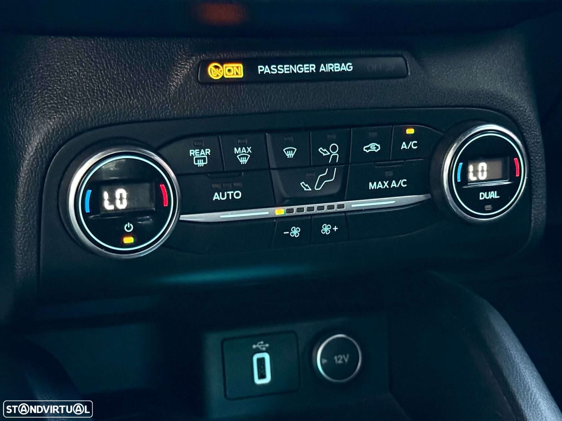 Ford Focus 1.0 EcoBoost ST-Line - 15