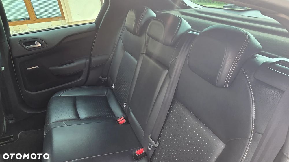 Citroën DS4 HDi 165 Pure Pearl - 8