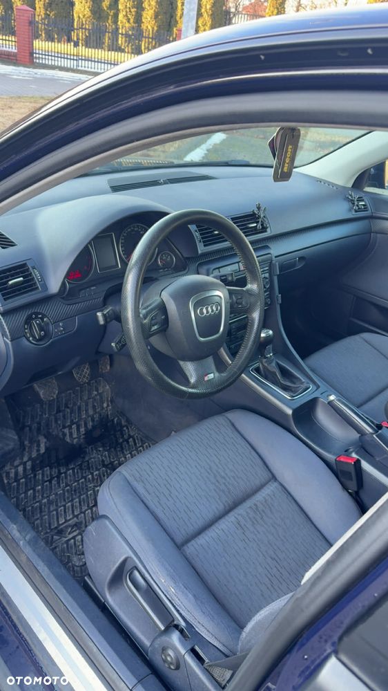 Audi A4 Limousine 2.0T FSI - 7