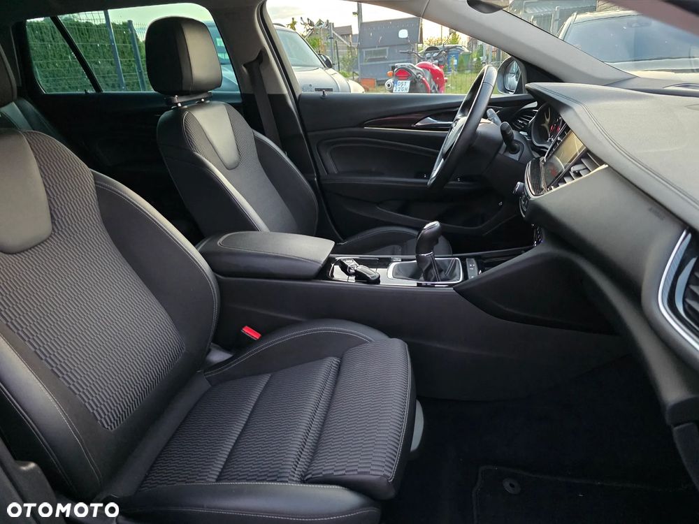 Opel Insignia 2.0 CDTI 4x4 ecoFLEX Start/Stop Business Innovation - 23