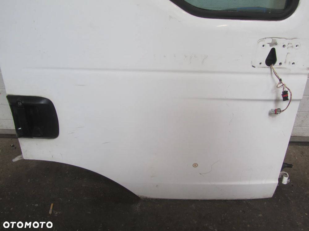 MAN TGM drzwi prawy przód - 4