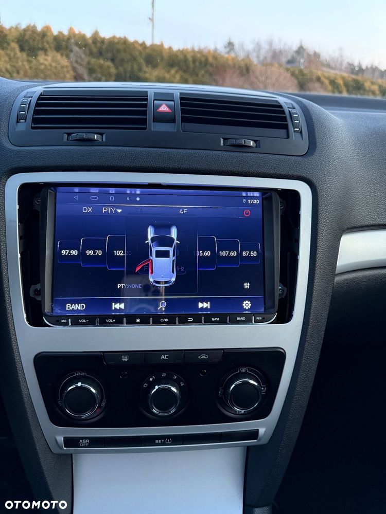 Skoda Octavia 1.8 TSI Ambiente - 7