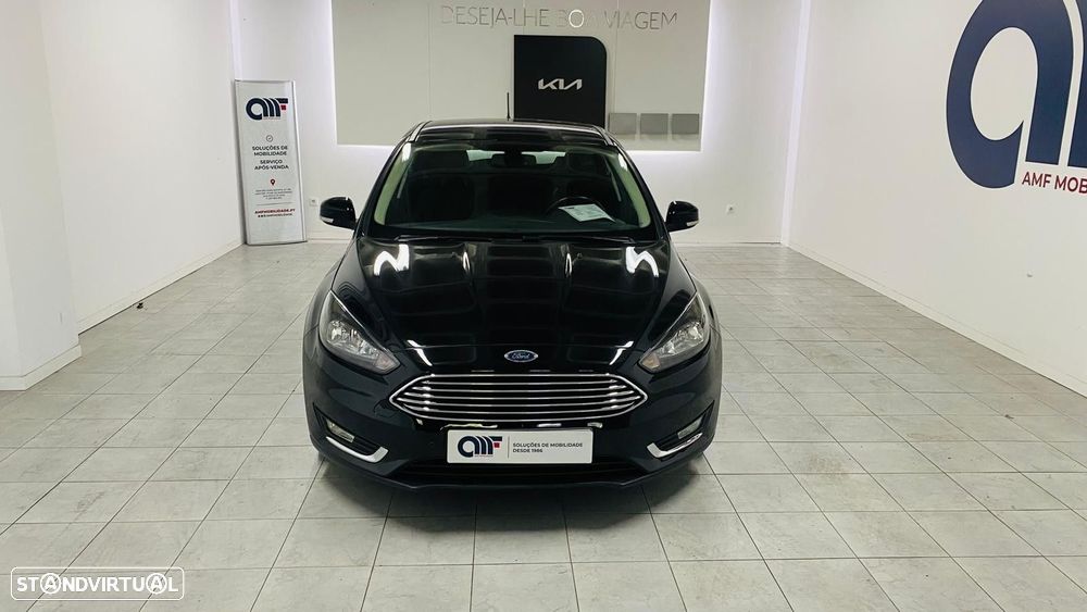 Ford Focus 1.0 EcoBoost Titanium - 3