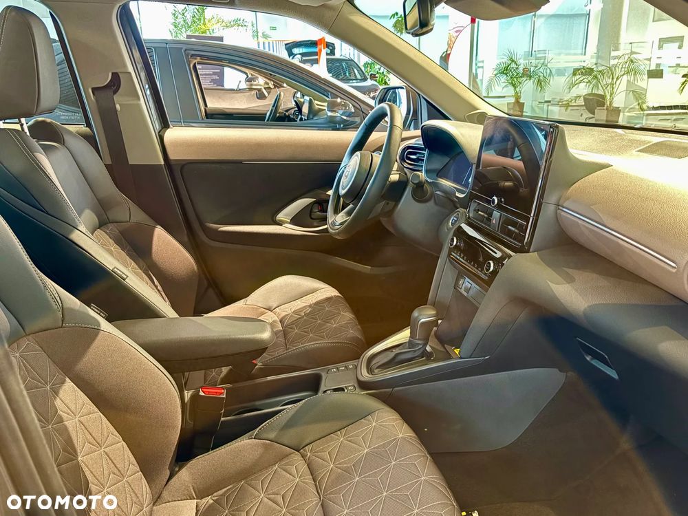 Toyota Yaris Cross Hybrid 1.5 Executive - 9