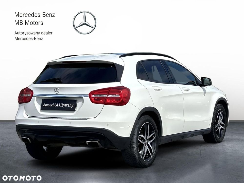 Mercedes-Benz GLA - 6