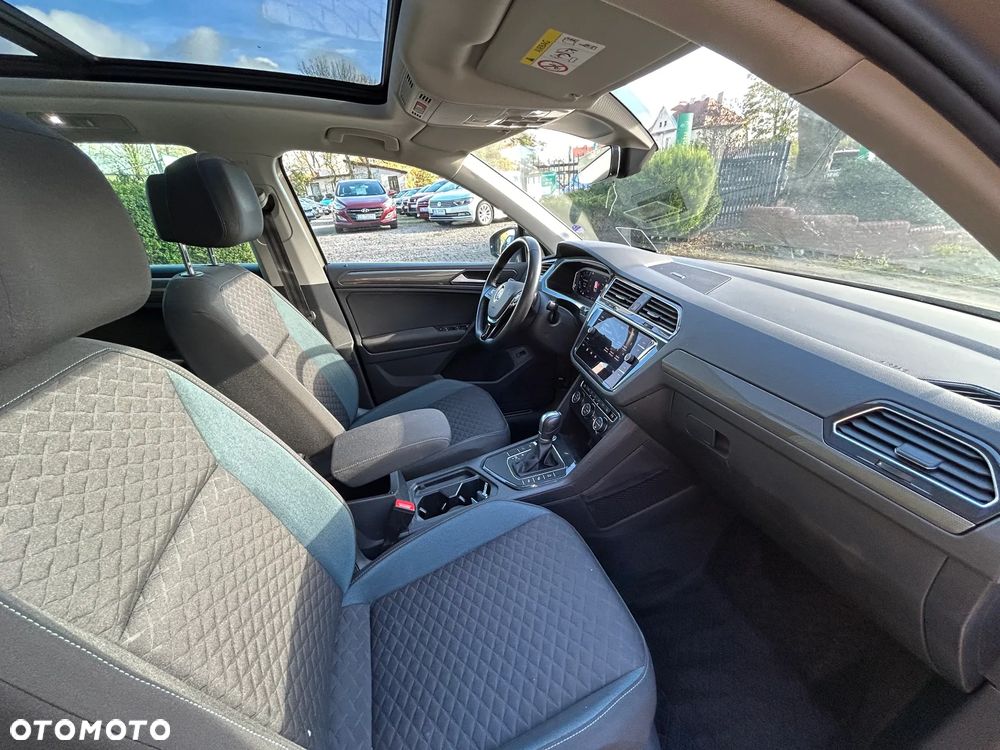 Volkswagen Tiguan - 9