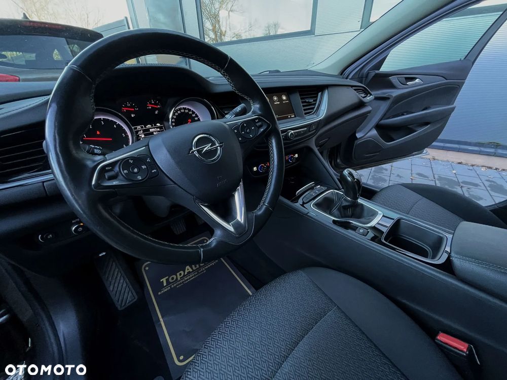 Opel Insignia 1.6 Innovation - 17