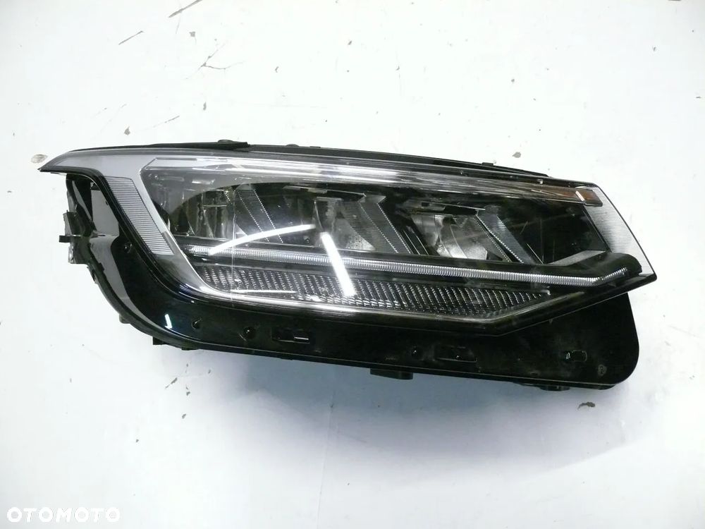 LAMPA PRZEDNIA PRAWA VOLKSWAGEN TIGUAN II 2021 2024 LIFT LED - 3