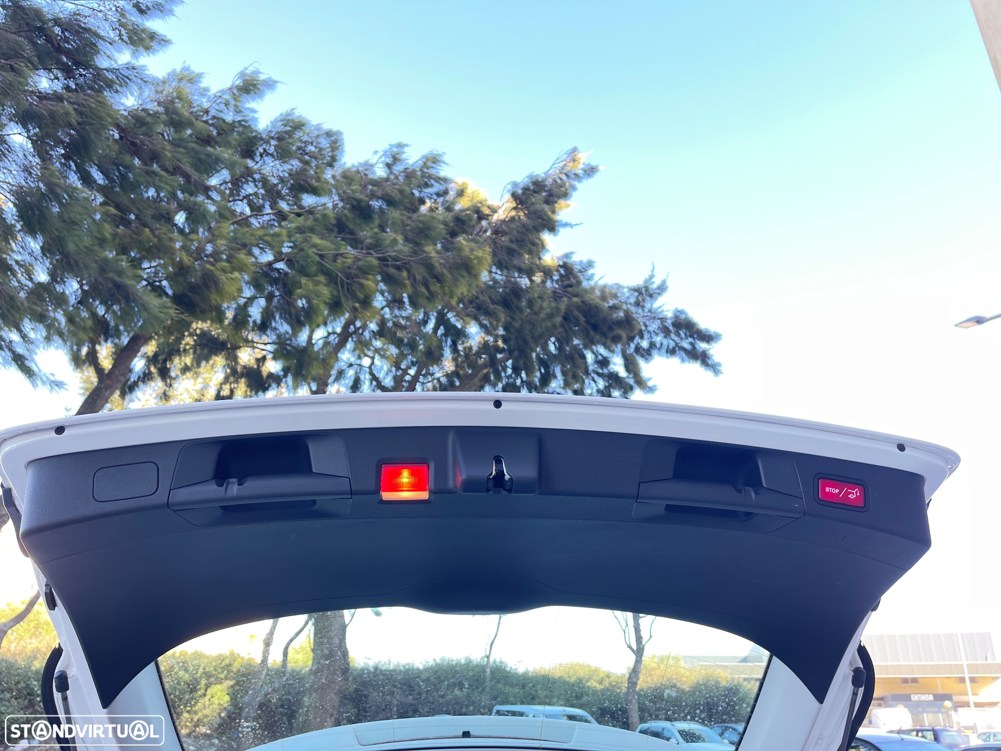Mercedes-Benz C 350 e T 7G-TRONIC Edition - 24