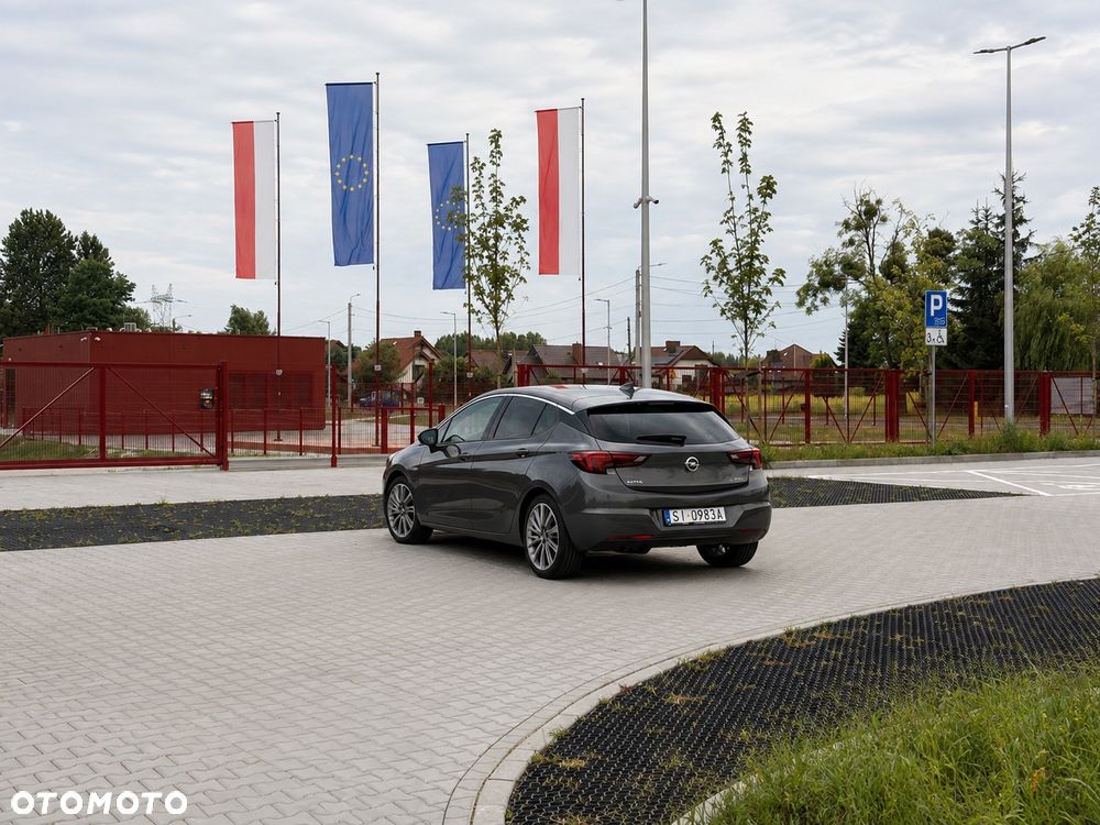 Opel Astra 1.4 T Dynamic - 3