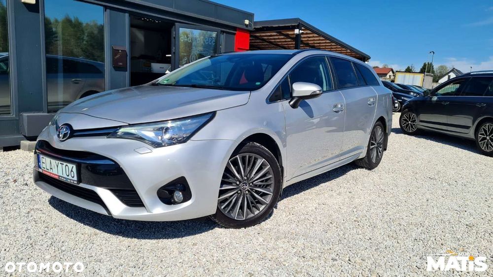 Toyota Avensis - 20
