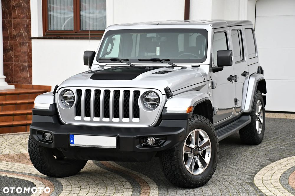 Jeep Wrangler Unlimited GME 2.0 Turbo Sahara - 2