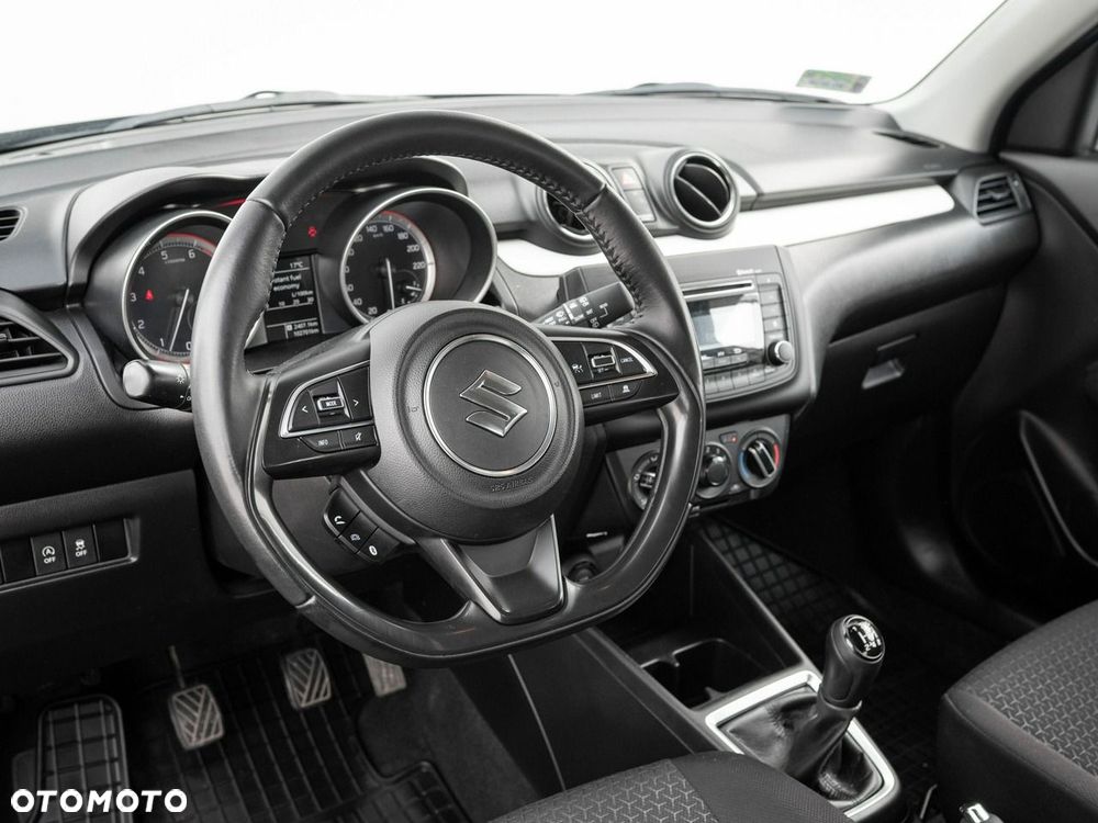 Suzuki Swift - 7