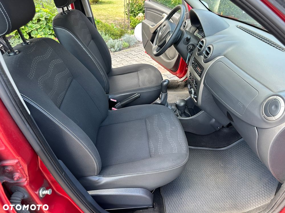 Dacia Sandero Stepway 1.6 - 30