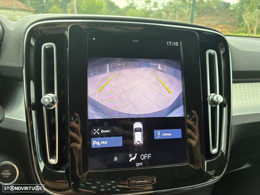 Volvo XC 40 1.5 T3 Momentum Tech Edition - 31