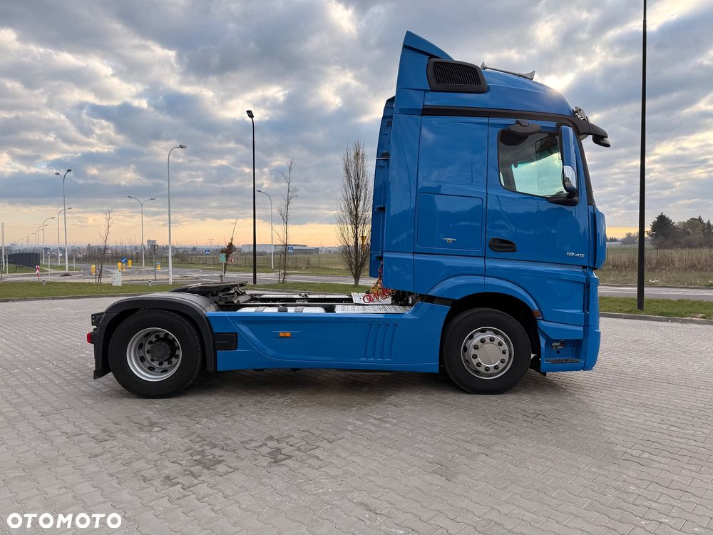 Mercedes-Benz ACTROS MP4 450/ sprowadzony/bez retardera/Euro6/Lodowka/2 zbiornika//Standart/2Lozka - 7