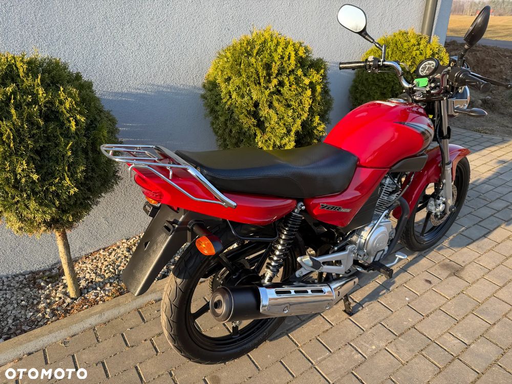 Yamaha YBR - 38