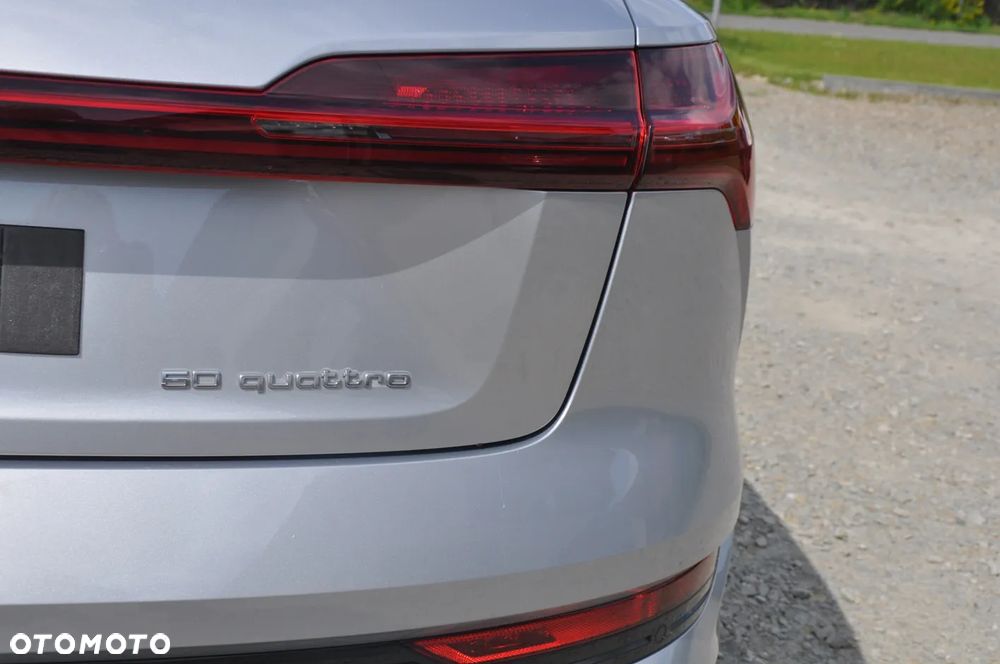 Audi e-tron 50 Quattro S Line - 6