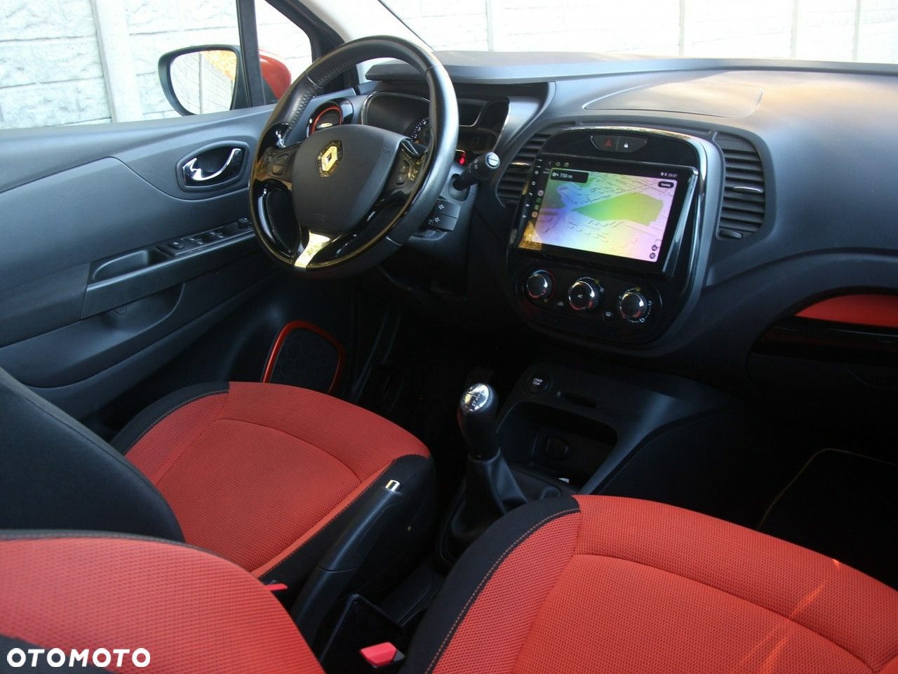Renault Captur - 29