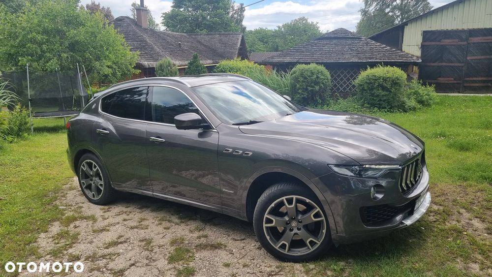 Maserati Levante Q4 GranLusso - 1