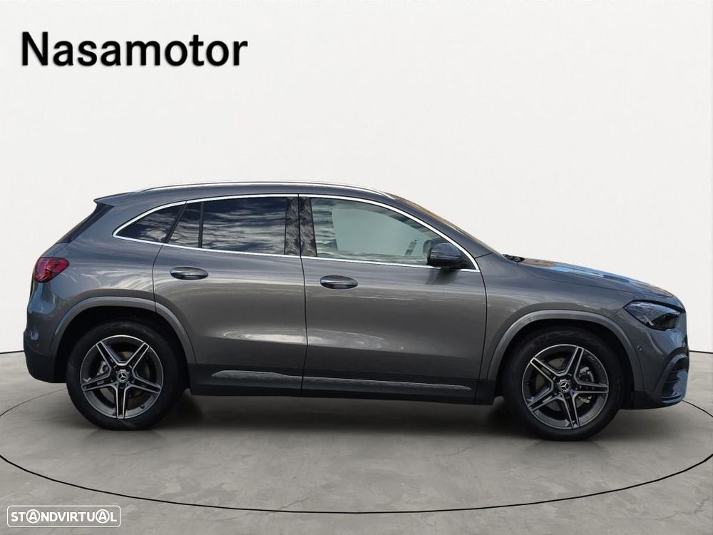 Mercedes-Benz GLA 200 - 5