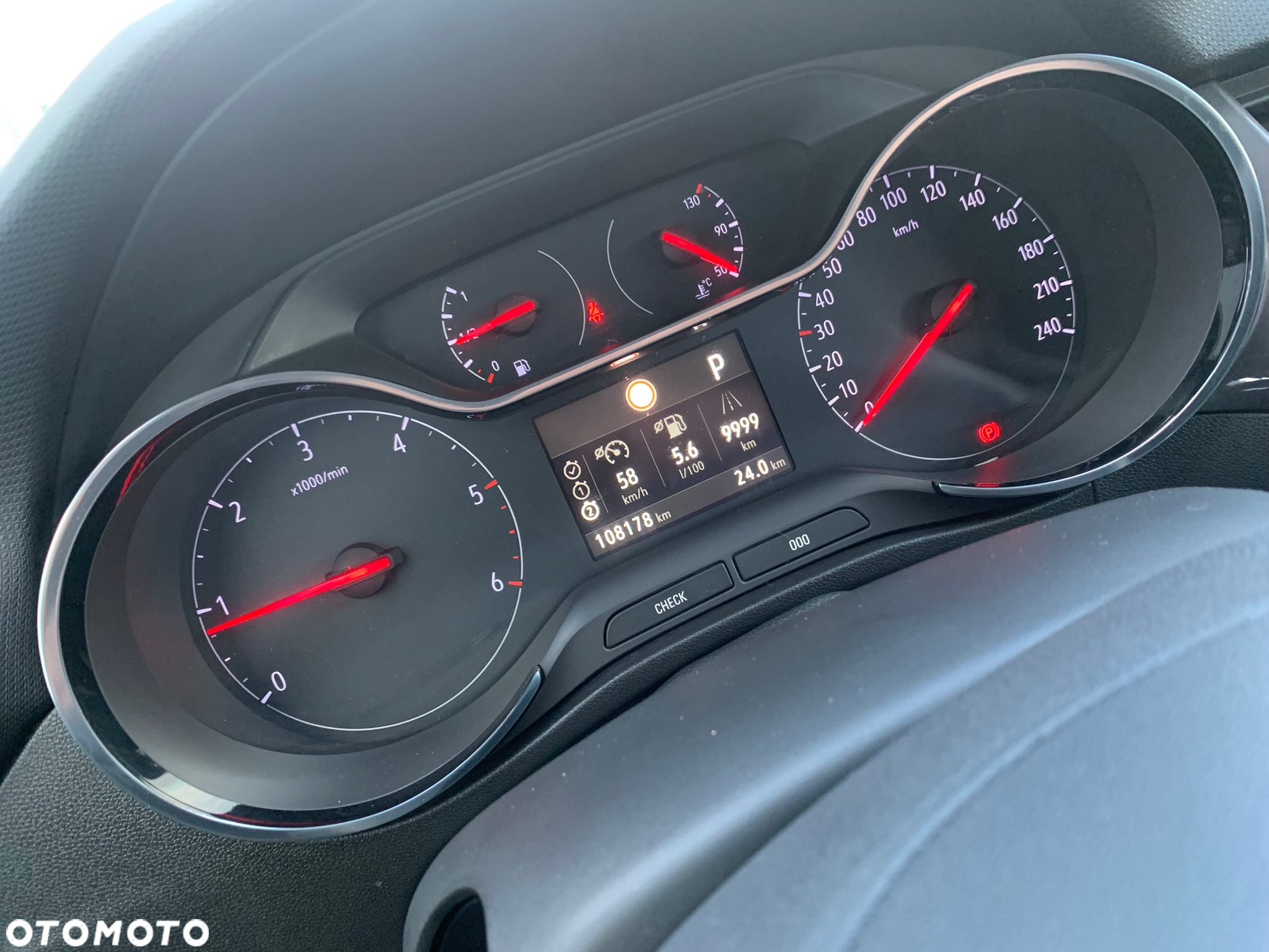 Opel Crossland X 1.5 Diesel Start/Stop Automatik Innovation - 13