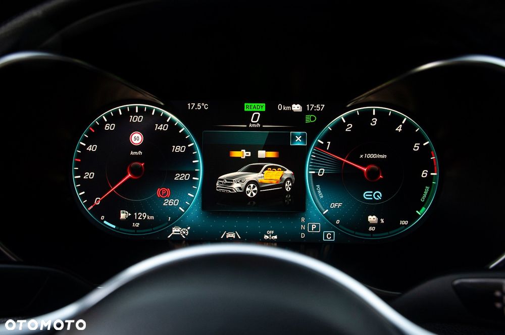 Mercedes-Benz GLC 300 de 4Matic 9G-TRONIC AMG Line Plus - 19