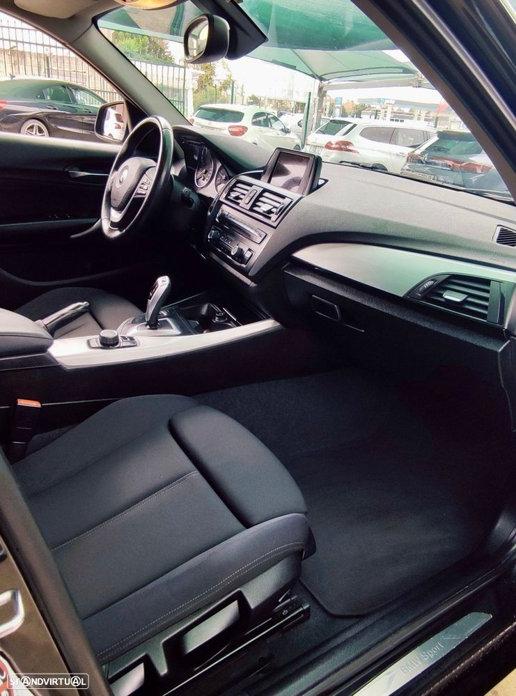 BMW 118 dA Line Sport — fotografia 11