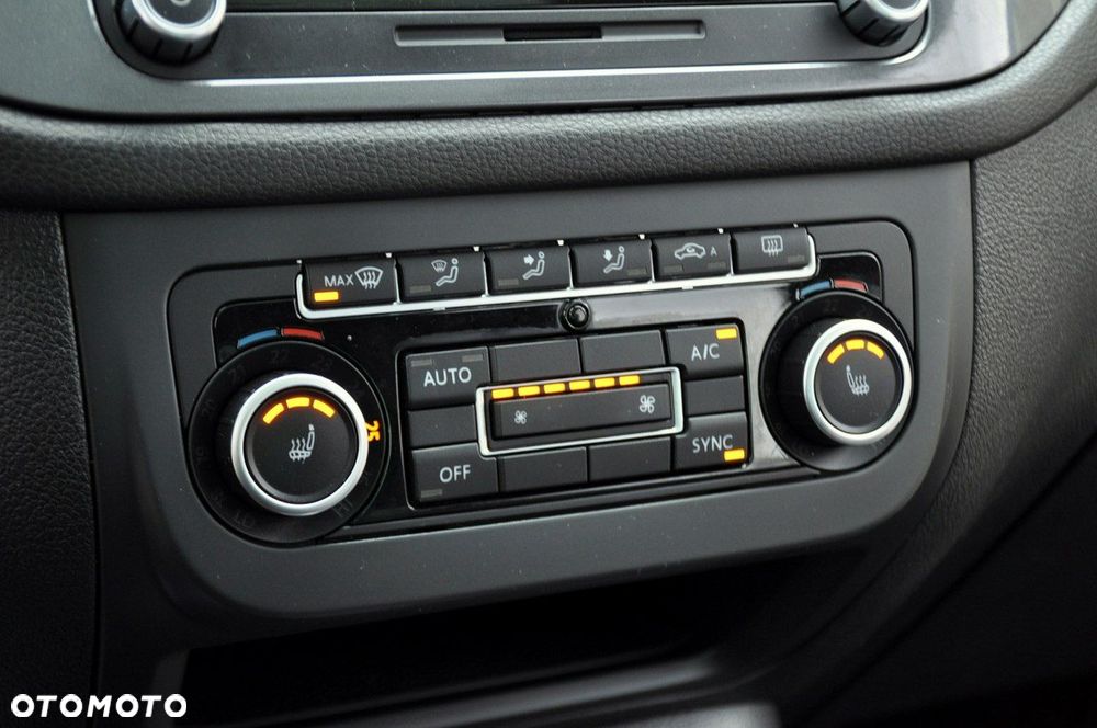 Volkswagen Tiguan - 34