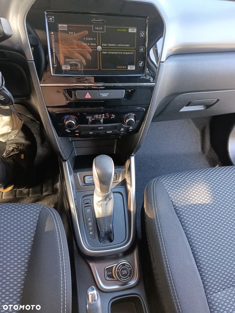Suzuki Vitara 1.0 Boosterjet Allgrip Comfort - 18