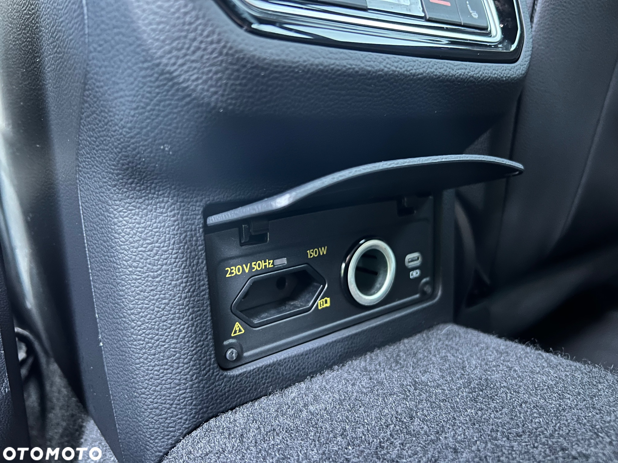 Volkswagen Arteon 2.0 TDI R-Line DSG - 9
