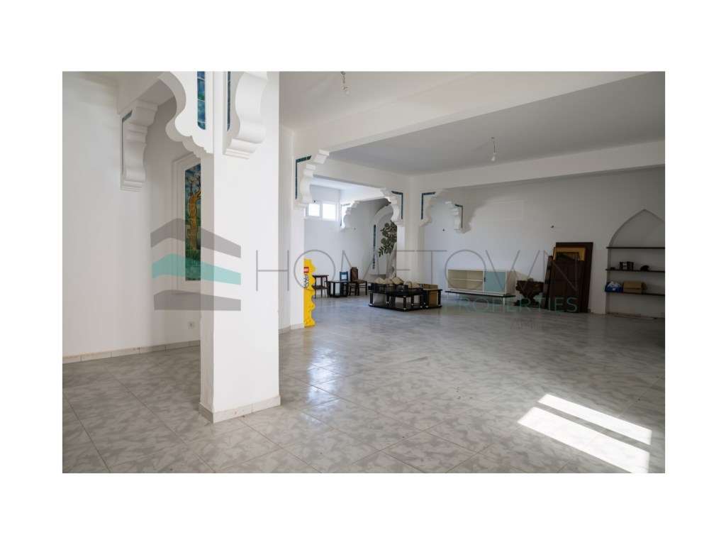 Espaço Comercial, com potencial para habitação - Grande imagem: 5/24