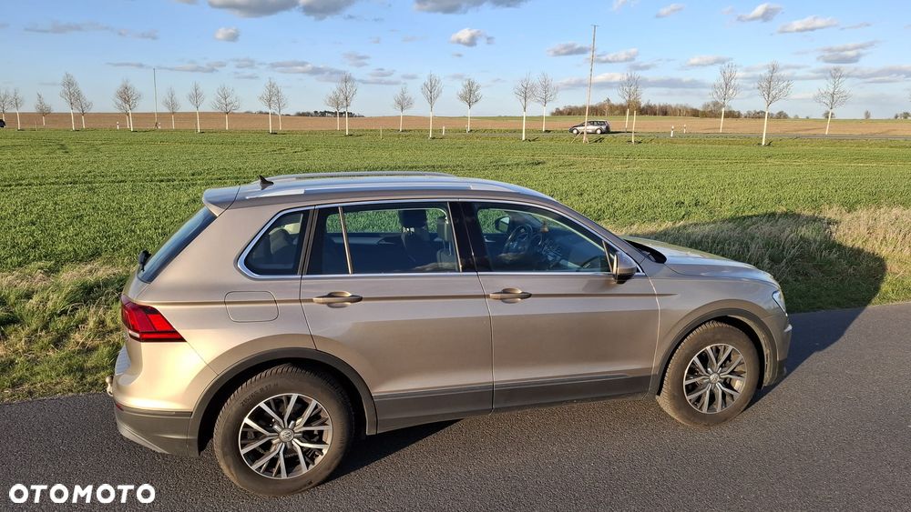 Volkswagen Tiguan 2.0 TDI BMT SCR Comfortline - 16