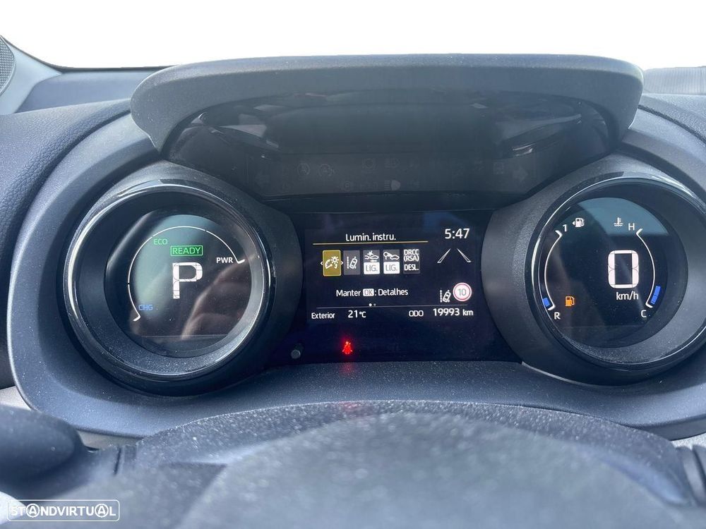 Toyota Yaris - 4