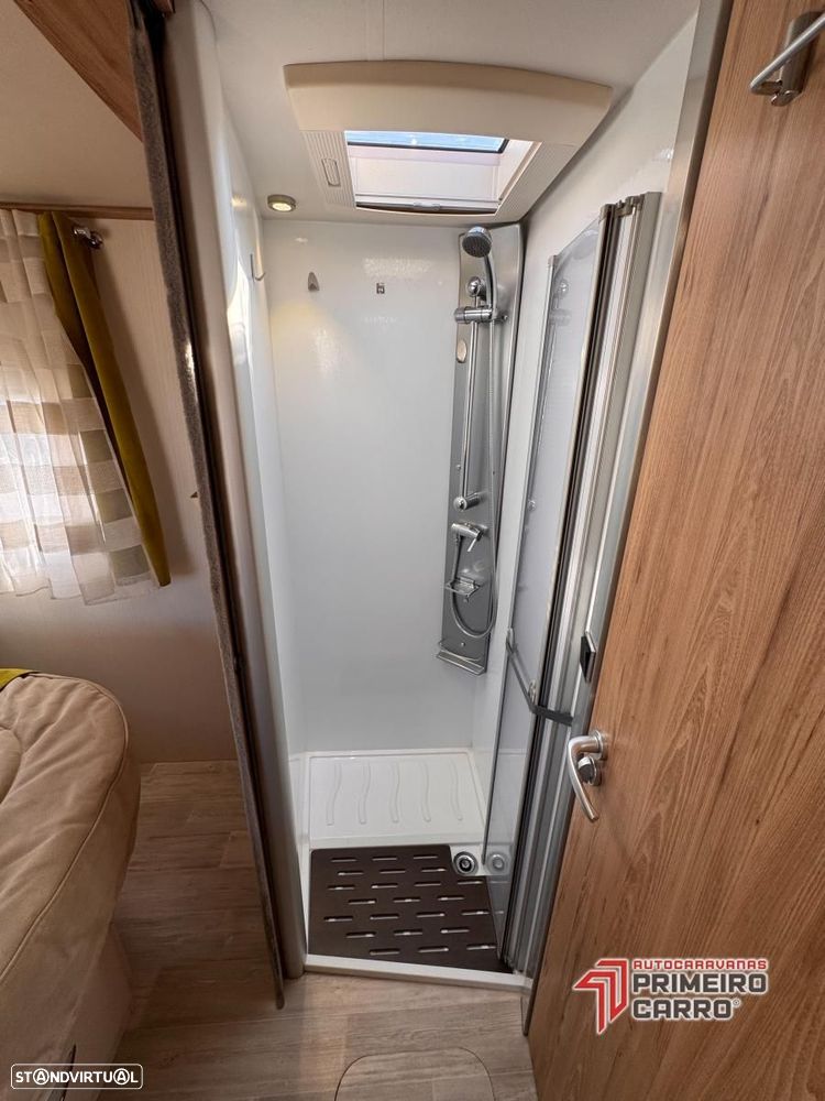 Bavaria Style I740 c.central e basculante - 27