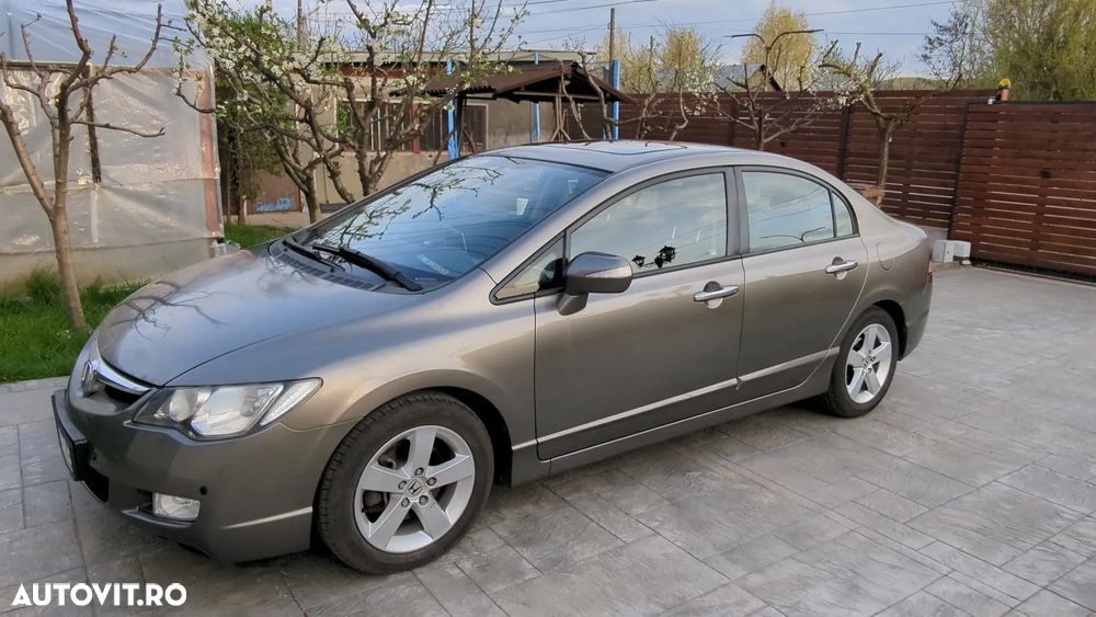 Honda Civic 1.8 TypeS Plus - 4