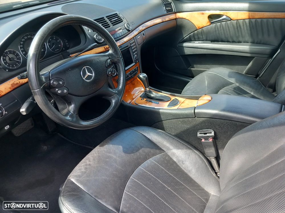 Mercedes-Benz 220 - 5