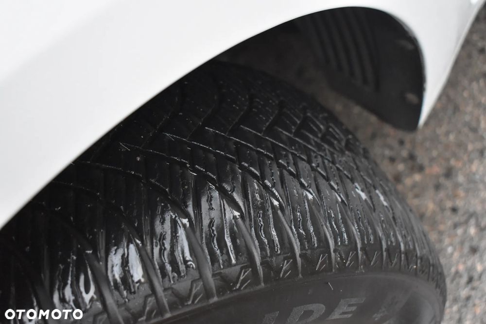 Kia Ceed 1.4 CVVT Dream-Team Edition - 4