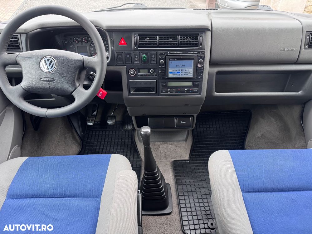 Volkswagen Multivan - 4