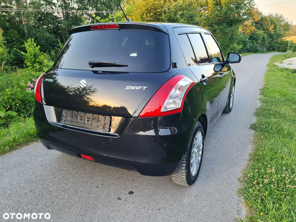 Suzuki Swift - 8