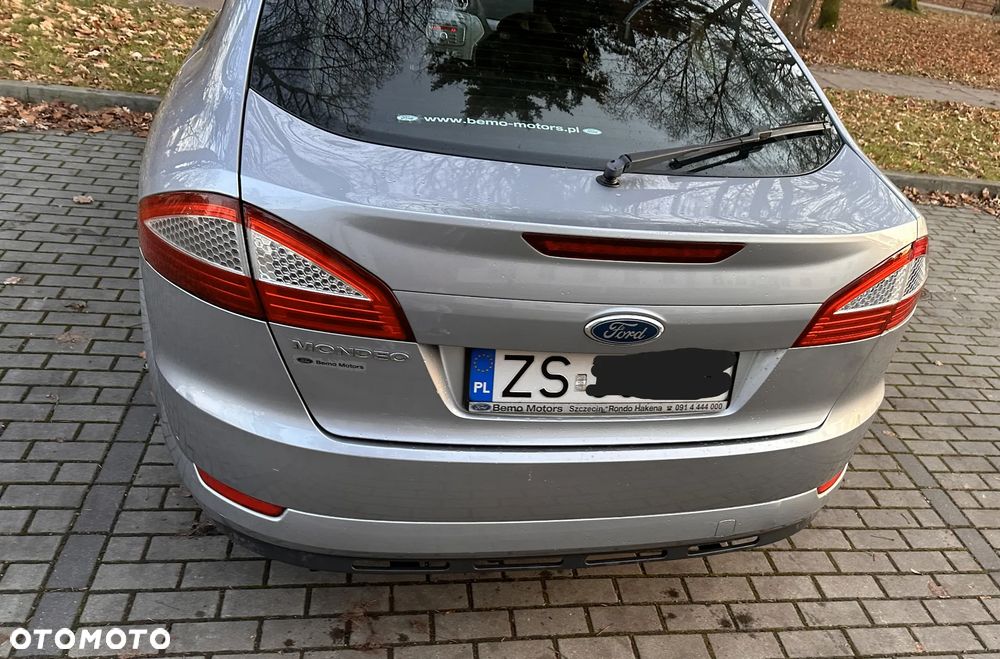 Ford Mondeo 2.0 Trend - 10